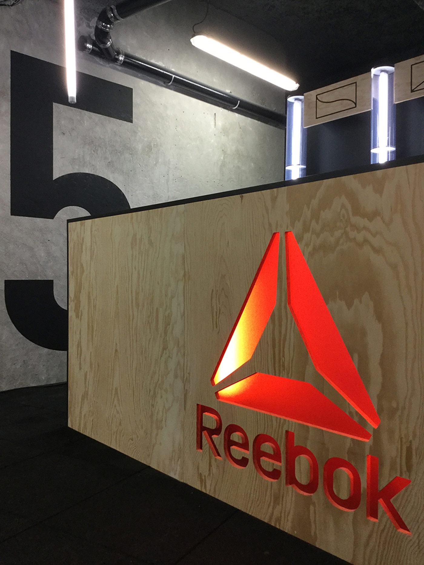 studio trigone reebok